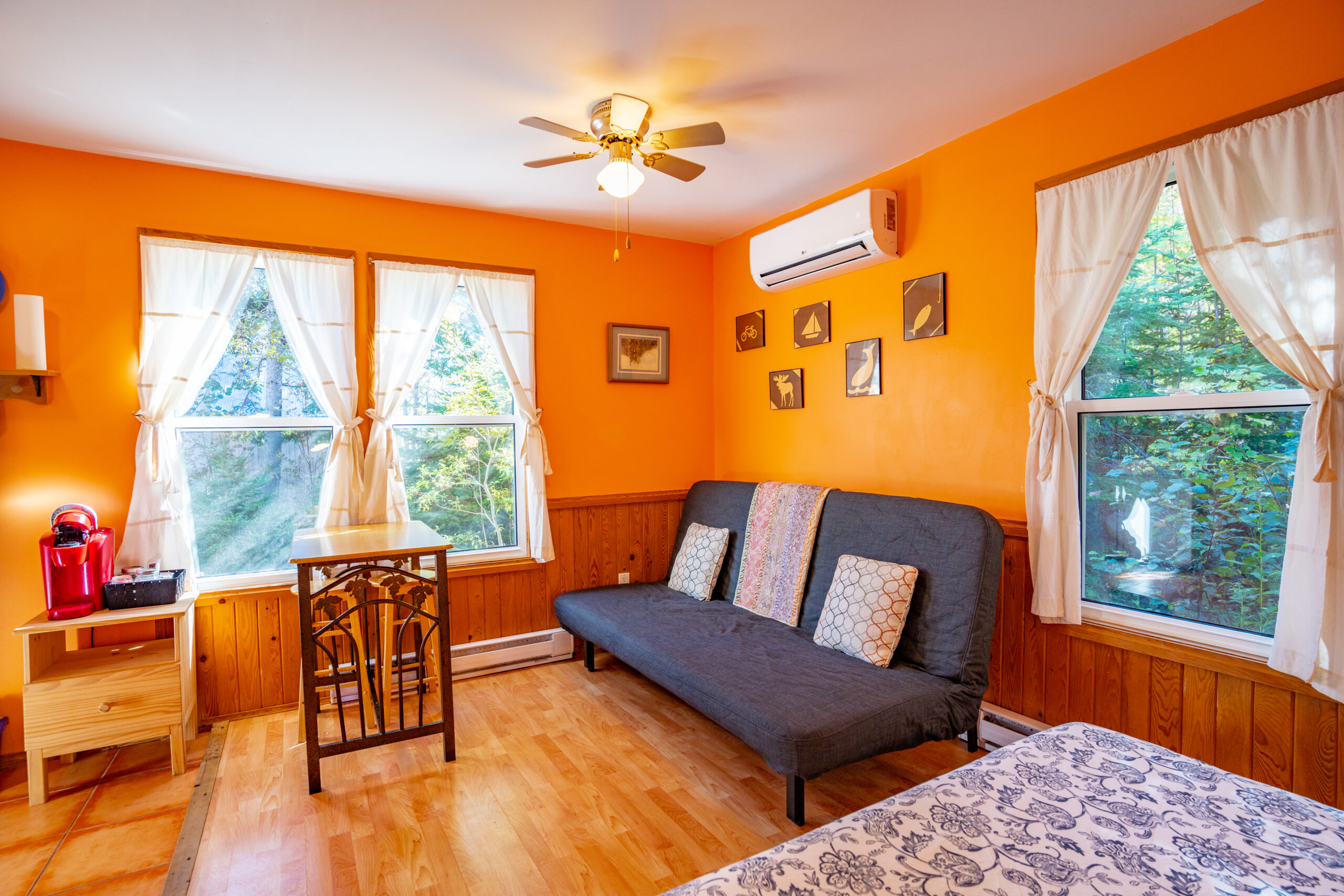 cottage-3-trailside-accommodations-and-outdoor-adventures